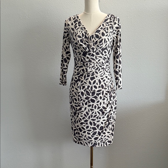 Lauren Ralph Lauren Dresses & Skirts - Lauren Ralph Lauren Black & White Ruched Wrap Dress Size 4
